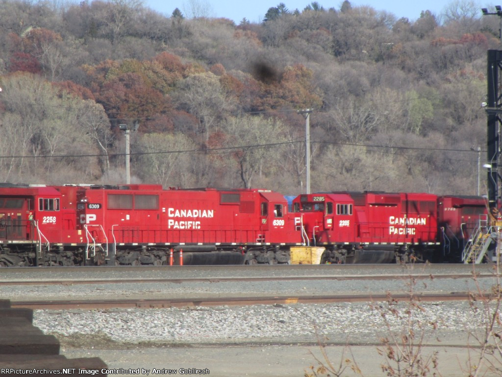 CP 2285 + 6309